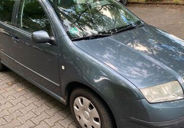 Skoda Fabia 250.900 km 600 &euro; Frankfurt 60529