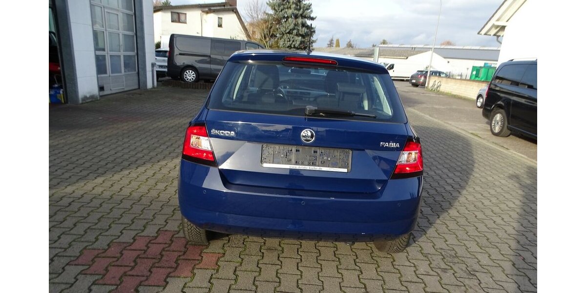Skoda Fabia 1,2l TSI Style, DSG, Klima, Sitzheizung 44.854 km 11.690 &euro; Rodgau 63110