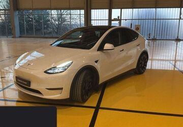 Tesla Model Y 34.042 km 39.000 &euro; Hanau 63457