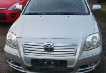Toyota Avensis 247.000 km 1.600 &euro; Erlensee 63526