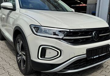 VW T-Roc 57.370 km 23.750 &euro; Frankfurt am Main 65936