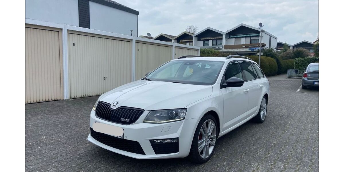 Skoda Octavia 183.000 km 13.100 &euro; Rüsselshein 65428