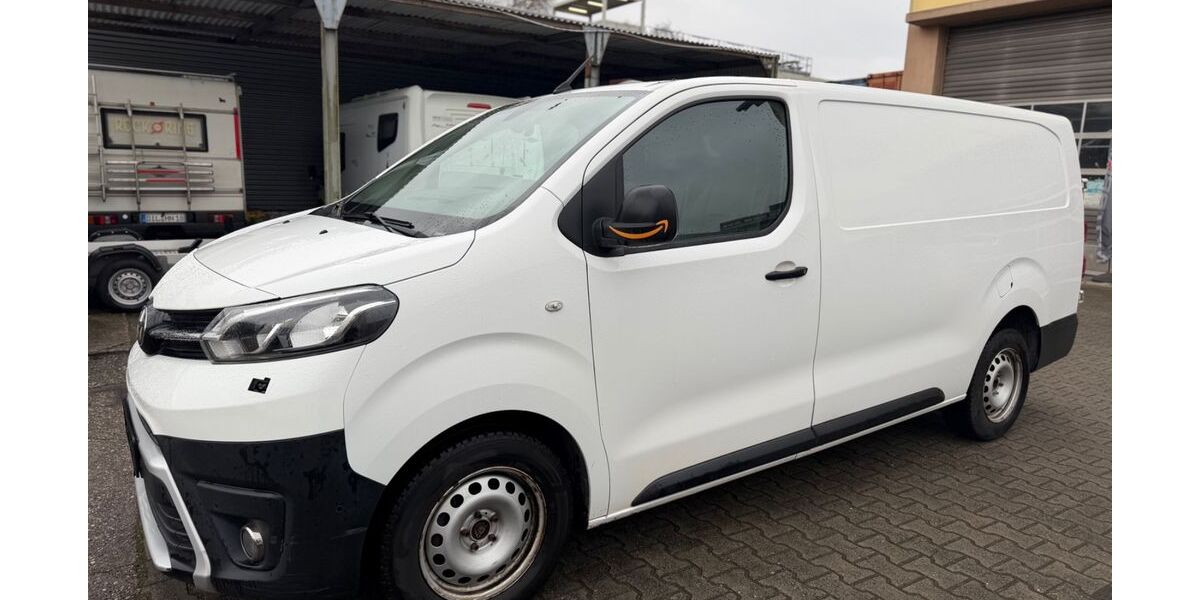 Toyota Proace (Verso) 168.000 km 9.990 &euro; Frankfurt am Main 65933