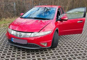 Honda Civic 216.000 km 3.900 &euro; Mörfelden-walldorf 64546
