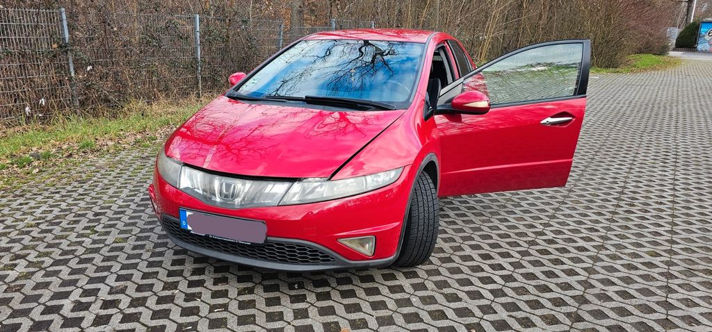 Honda Civic 216.000 km 3.900 &euro; Mörfelden-walldorf 64546