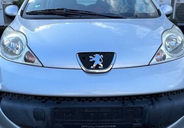 Peugeot 107 180.500 km 1.990 &euro; Büttelborn 64572