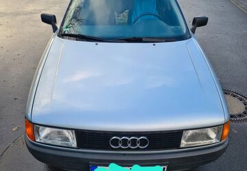 Audi 80 124.900 km 7.700 &euro; Frankfurt am Main 60433