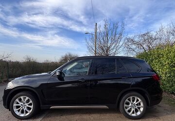 BMW X5 198.000 km 22.200 &euro; Offenbach 63071