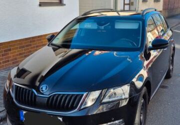 Skoda Octavia 130.000 km 16.499 &euro; Hochheim 65239