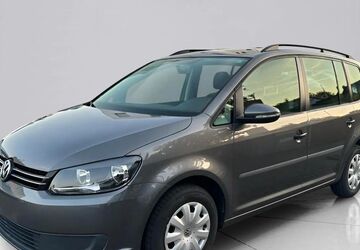 VW Touran 73.500 km 13.490 &euro; Egelsbach 63329