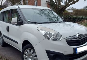Opel Combo 73.000 km 10.500 &euro; Maintal 63477