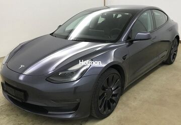 Tesla Model 3 31.732 km 30.463 &euro; Eschborn 65760