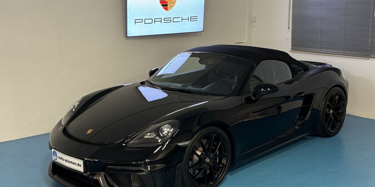 Porsche 718 Boxster Spyder APPROVED/Schalensitze/Chrono 6.800 km 108.000 &euro; Dreieich 63303
