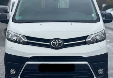 Toyota Proace (Verso) 136.000 km 11.450 &euro; Dieburg 64807