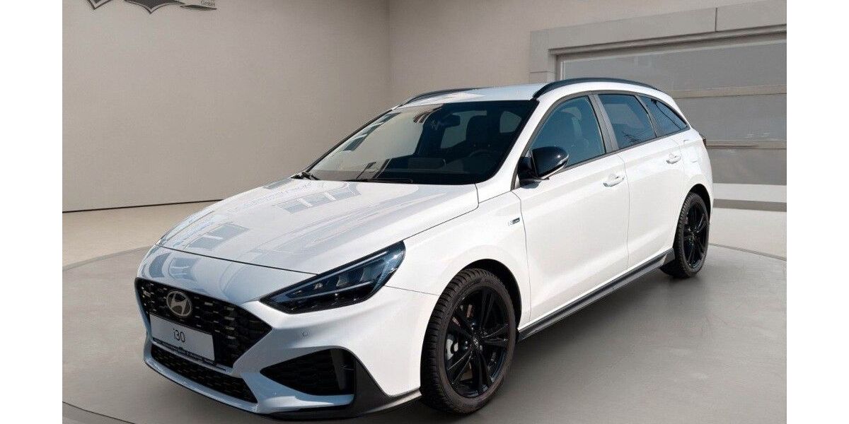 Hyundai i30 7.328 km 29.490 &euro; Eppstein 65817
