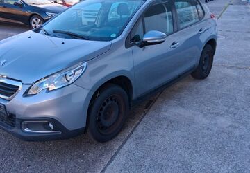 Peugeot 2008 135.196 km 2.799 &euro; Frankfurt am Main 60388