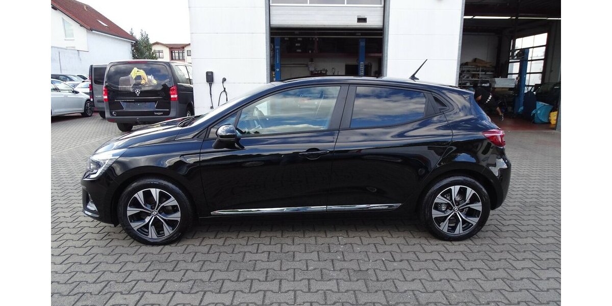 Renault Clio 1,0l Evolution Navi Rückfahrkamera, Einparkhi 31.015 km 12.490 &euro; Rodgau 63110