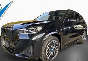 BMW iX1 43.786 km 37.470 &euro; Bad Homburg 61352