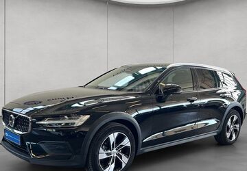 Volvo V60 Cross Country 11.860 km 39.450 &euro; Frankfurt am Main 60486