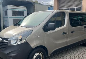 Opel Vivaro 310.000 km 8.490 &euro; Frankfurt am Main 65933