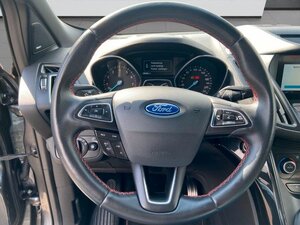 Ford Kuga 1.5 ST-Line*WinterP*DesignP4*Pano* 86.000 km 16.490 &euro; Nidderau 61130