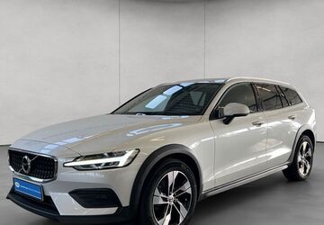 Volvo V60 Cross Country 62.192 km 32.450 &euro; Frankfurt am Main 60486