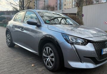 Peugeot e-208 6.338 km 19.490 &euro; Frankfurt am Main 60386