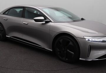 Lucid Air 43.990 km 71.745 &euro; Frankfurt 60388