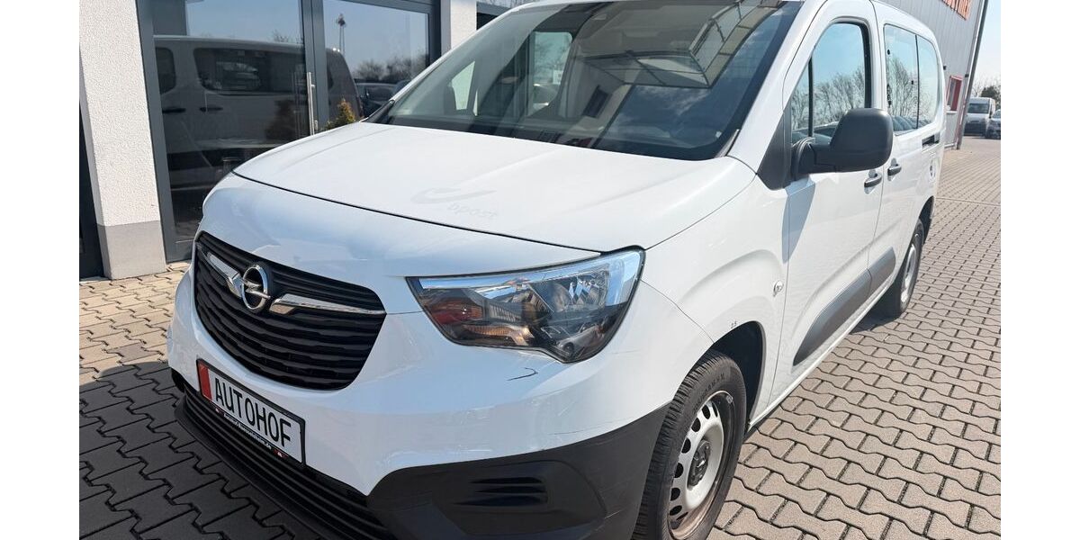 Opel Combo 90.000 km 8.590 &euro; Rüsselsheim 65428