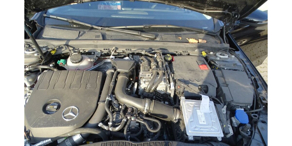 Mercedes-Benz A 250 e Navigation, aktiver Parkassist, AppleCarpl 51.538 km 20.890 &euro; Rodgau 63110