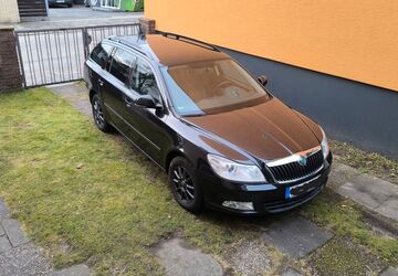 Skoda Octavia 124.700 km 6.300 &euro; Mühlheim am Main 63165