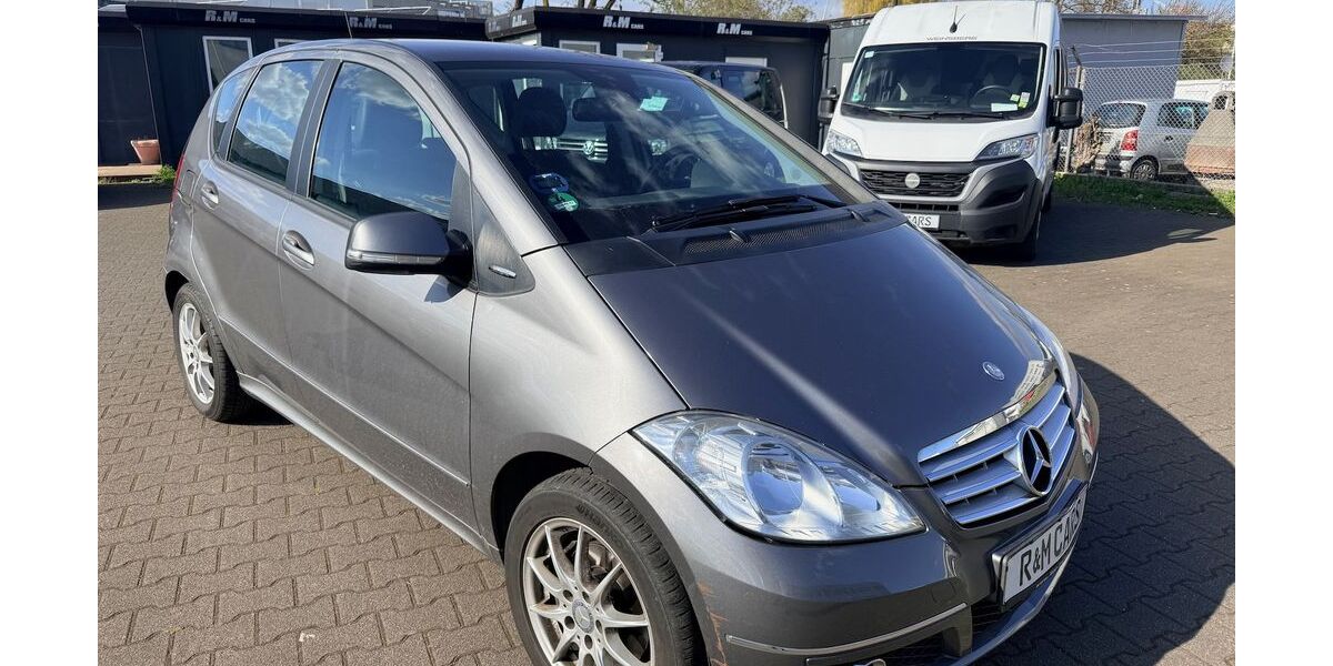 Mercedes-Benz A 160 104.212 km 5.499 &euro; Frankfurt 60386