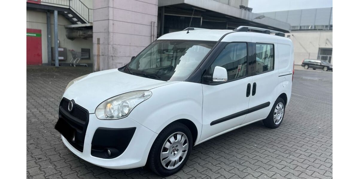 Fiat Doblo 66.000 km 5.990 &euro; Frankfurt am Main 65933