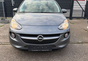 Opel Adam 143.218 km 2.499 &euro; Frankfurt am main 60386