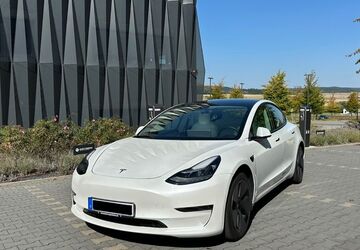Tesla Model 3 49.999 km 24.999 &euro; Neu Anspach 61267