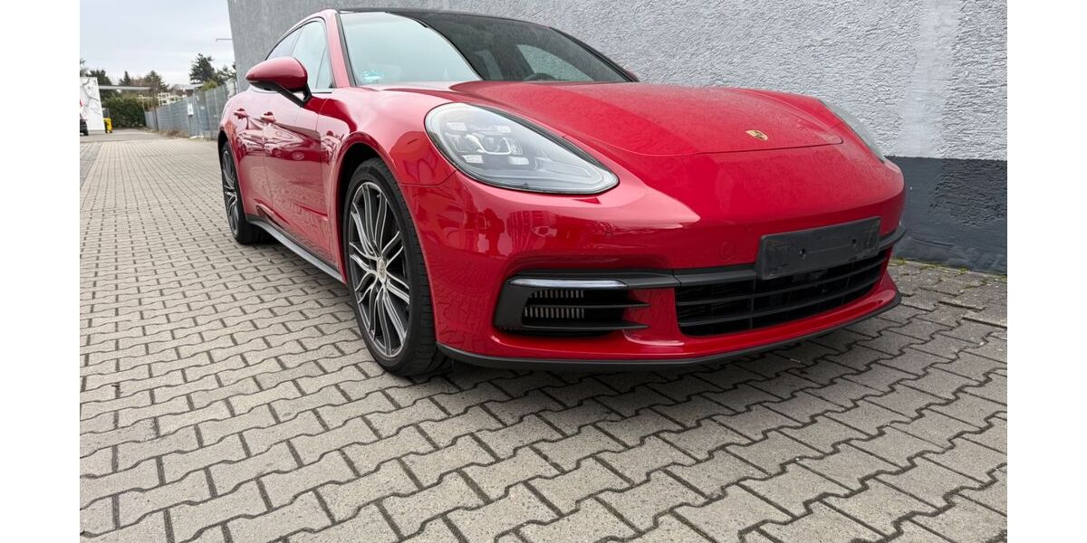Porsche Panamera 24.555 km 63.950 &euro; Dreieich 63303