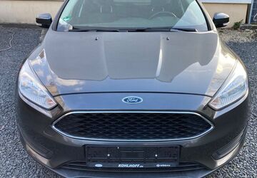 Ford Focus 48.400 km 8.900 &euro; Hanau 63450