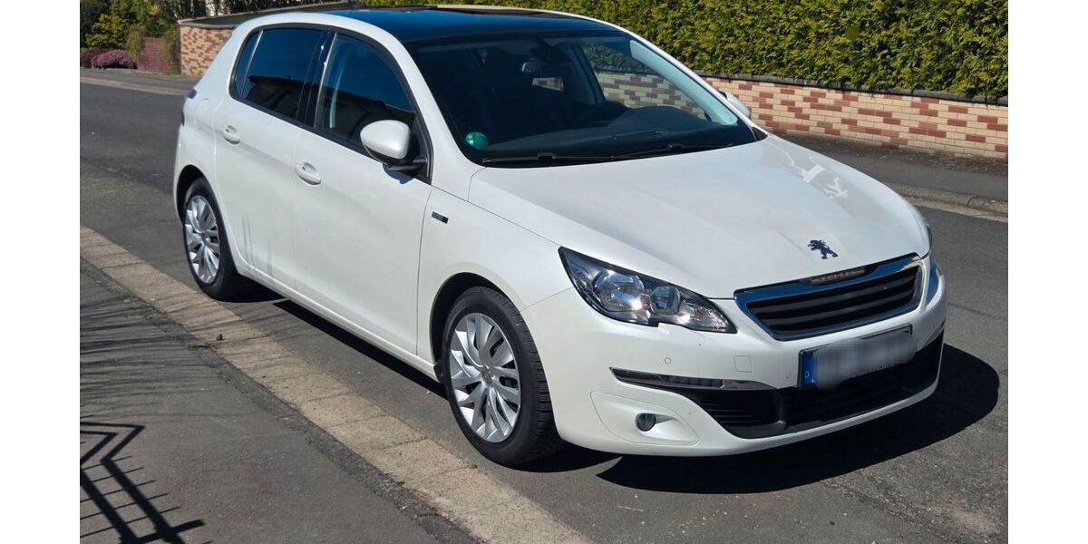 Peugeot 308 115.000 km 6.990 &euro; Limeshain 63694