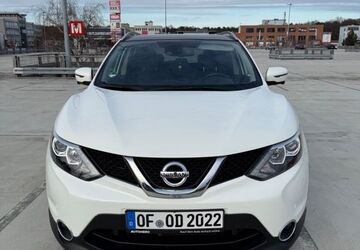Nissan Qashqai 81.000 km 12.000 &euro; Neu Isenburg 63263