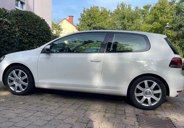 VW Golf 297.000 km 3.095 &euro; Frankfurt 60528