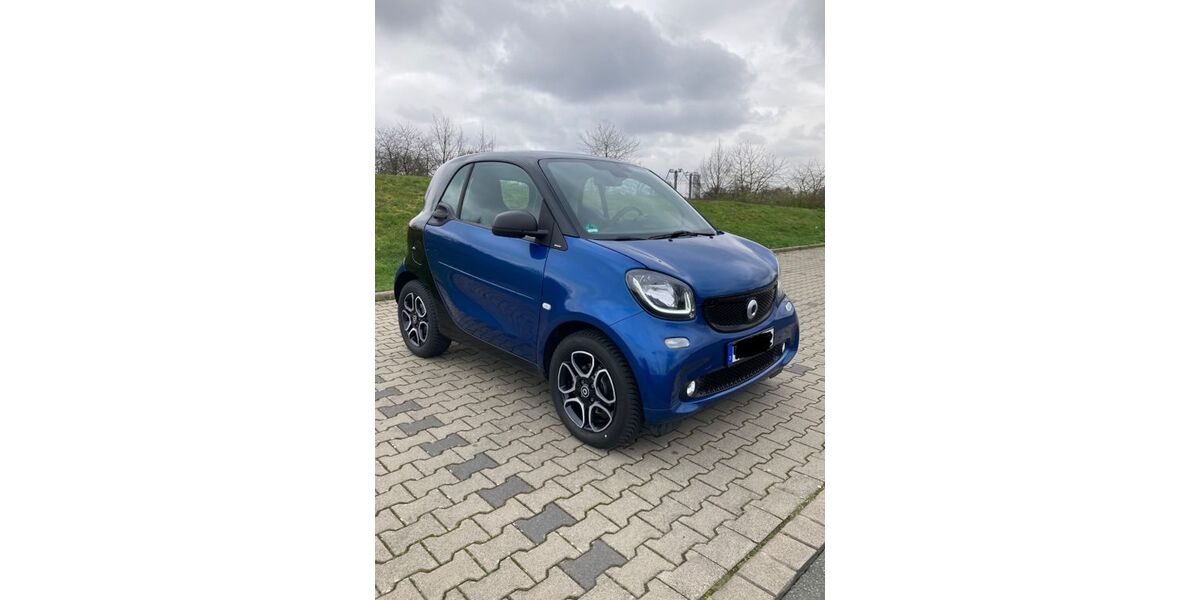 Smart ForTwo 19.980 km 13.990 &euro; Frankfurt 65933