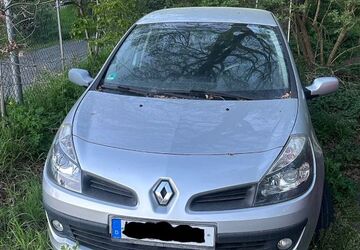 Renault Clio 118.000 km 6.000 &euro; Mühlheim am Main 63165