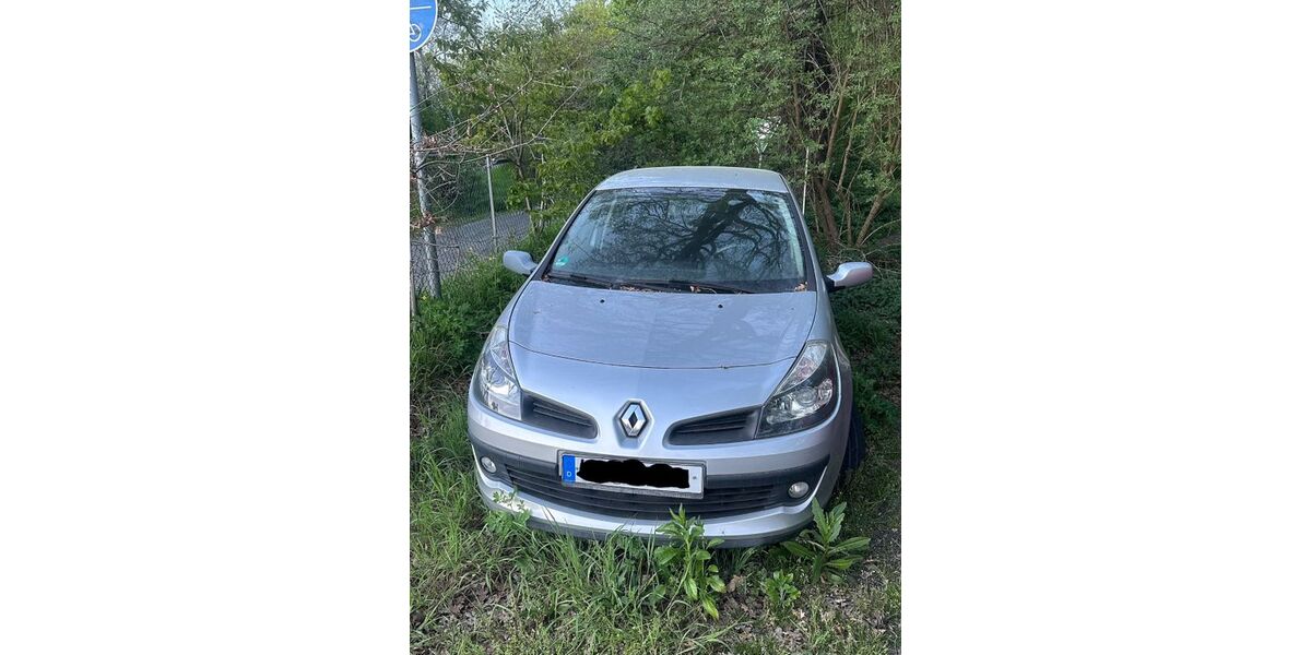 Renault Clio 118.000 km 6.000 &euro; Mühlheim am Main 63165