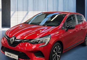 Renault Clio 24.713 km 13.860 &euro; Frankfurt / Main 60314
