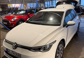 VW Golf 50.500 km 22.999 &euro; Rüsselsheim 65428