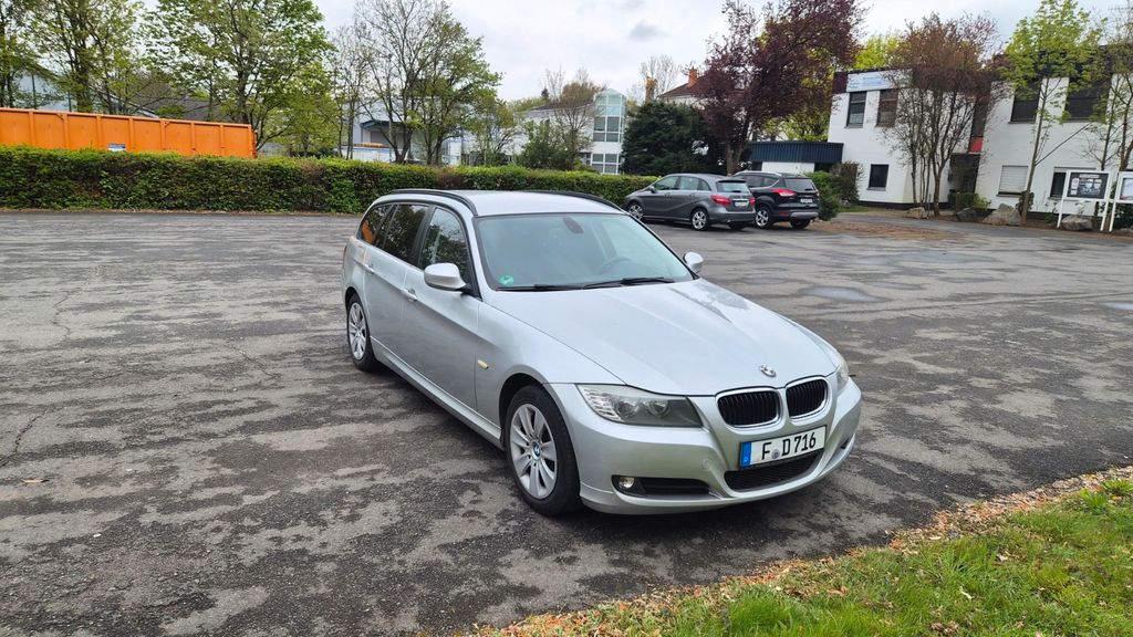 BMW 320 314.000 km 2.990 &euro; Frankfurt 60389