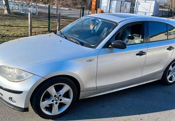 BMW 118 250.000 km 1.650 &euro; Frankfurt 60313