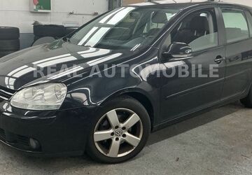 VW Golf 120.000 km 5.900 &euro; Frankfurt am Main 65933