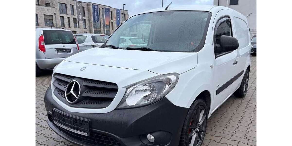 Mercedes-Benz Citan 109.000 km 7.990 &euro; Kelkheim 65779