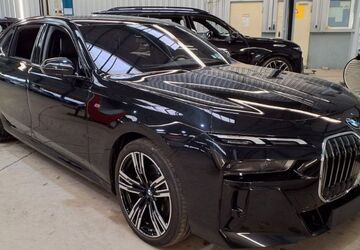 BMW 740 7.681 km 94.770 &euro; Bad Homburg 61352